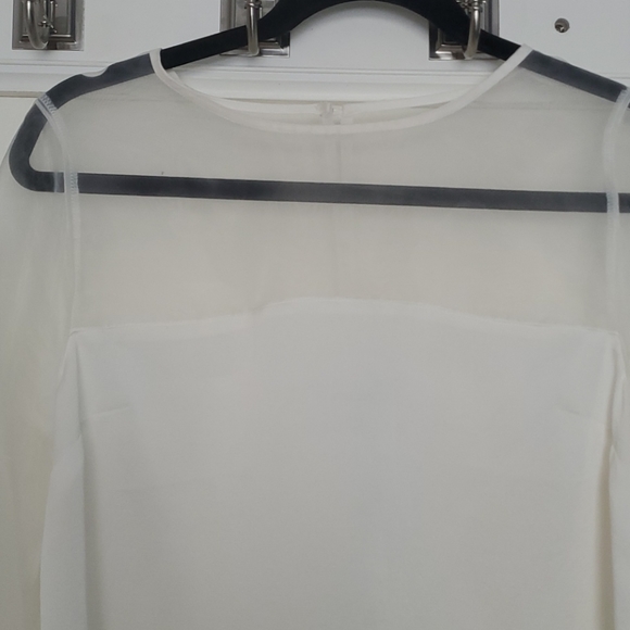 Express white puffy sleeve shirt - Picture 4 of 9